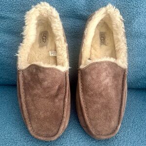 UGG Tan Suede Slippers with wool Lining